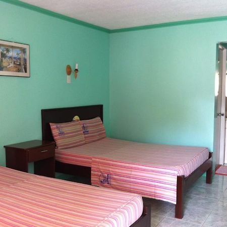 Raymen Beach Resort Ґімарас Екстер'єр фото